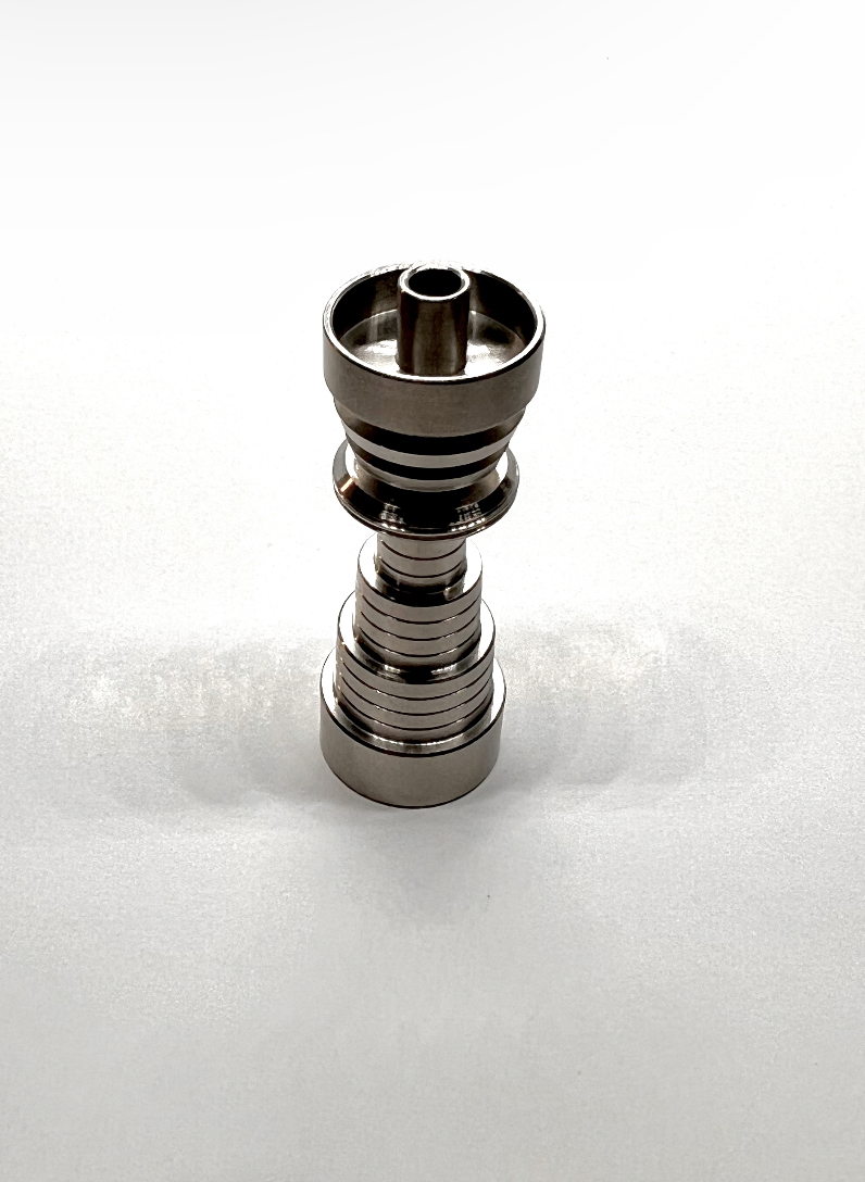 SMOKEA 14mm/18mm Female Grade 2 Titanium Domeless Nail w/ Dab Plate